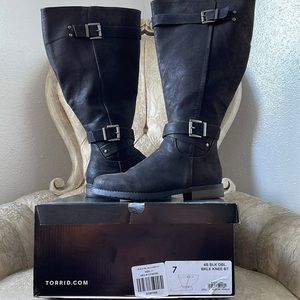 Torrid Wide Calf Boots Sz 7